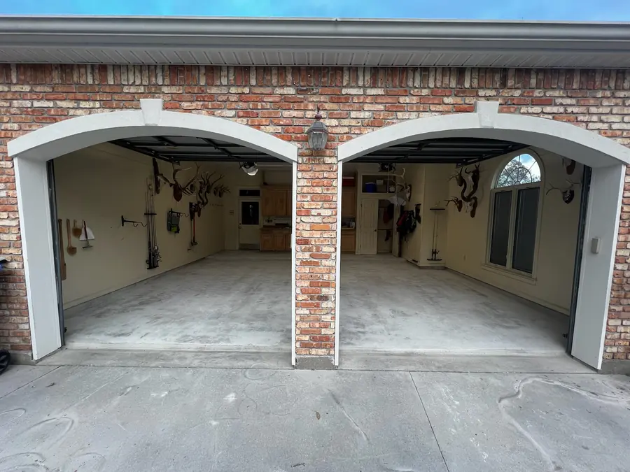 Double-arch garage before coating